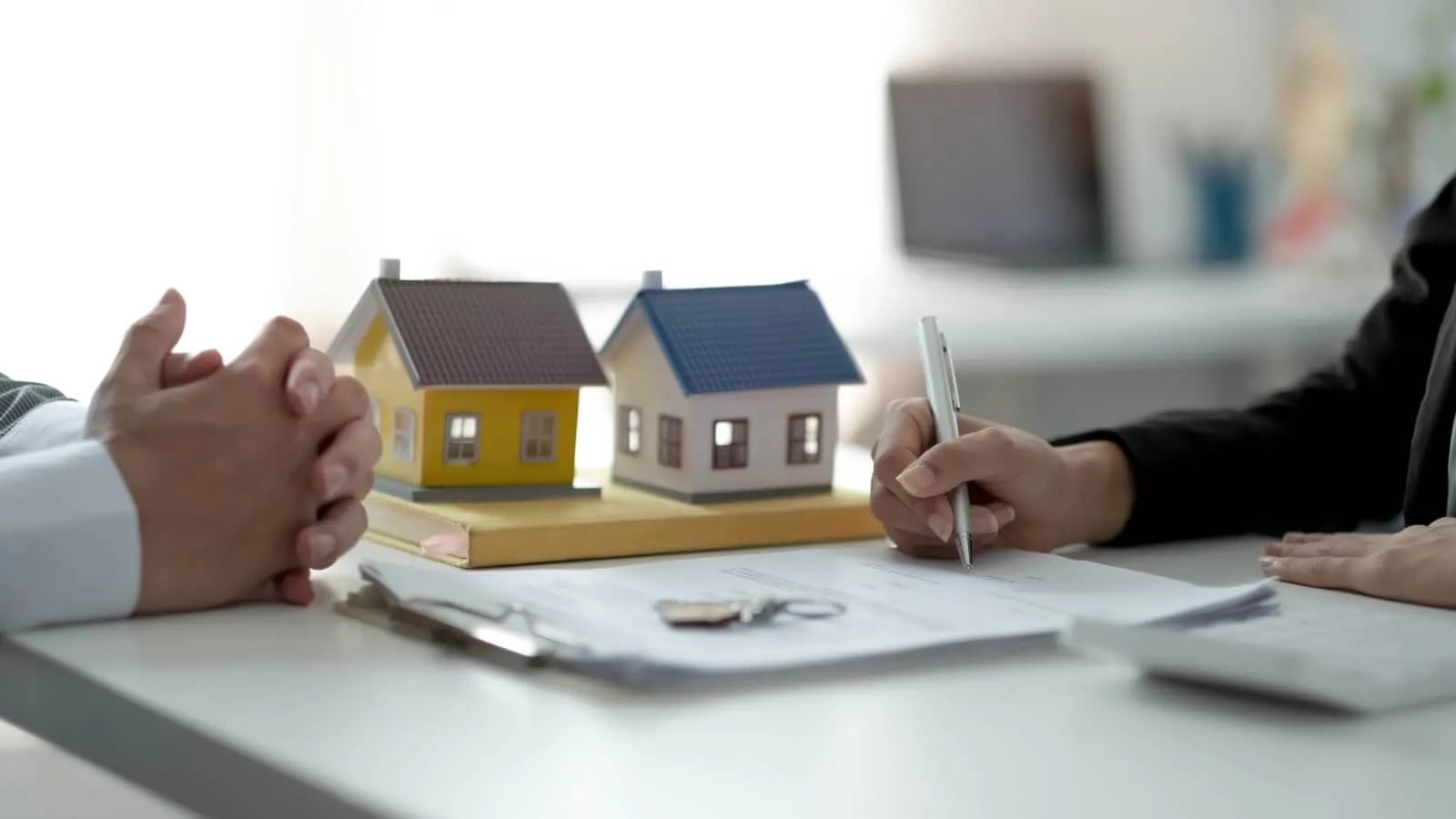 7 KEY QUALITIES TO SEEK IN A PROPERTY MANAGER AS A REAL ESTATE AGENT